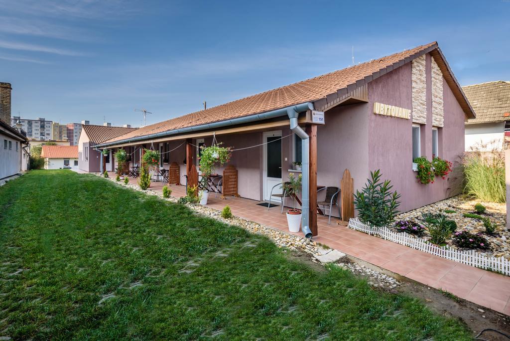 Apartman Bonita Sturovo Exterior foto